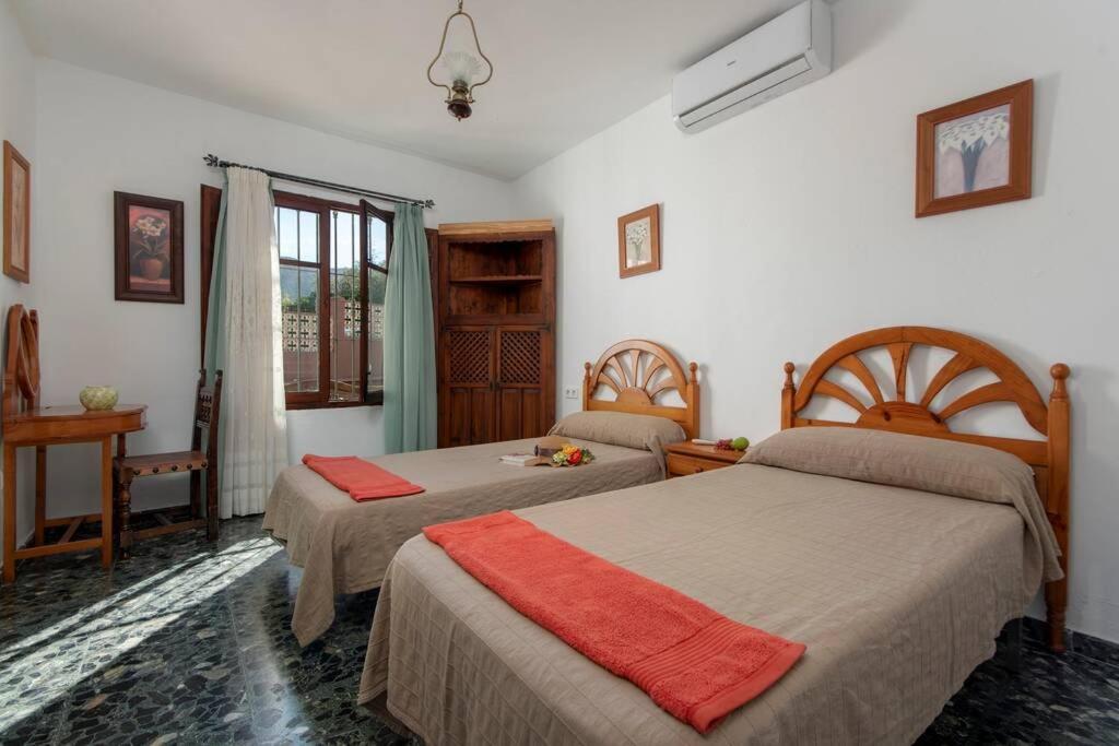 Preciosa Villa Con Gran Piscina Y Fabulosas Vistas Alhaurín de la Torre Dış mekan fotoğraf