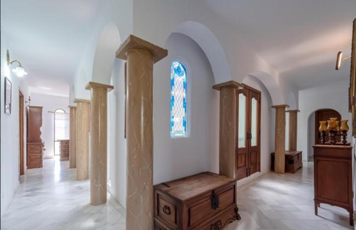 Preciosa Villa Con Gran Piscina Y Fabulosas Vistas Alhaurín de la Torre Dış mekan fotoğraf